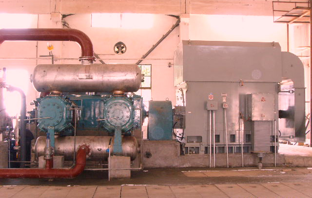 中石油青海油田M-95/17型石油氣壓縮機